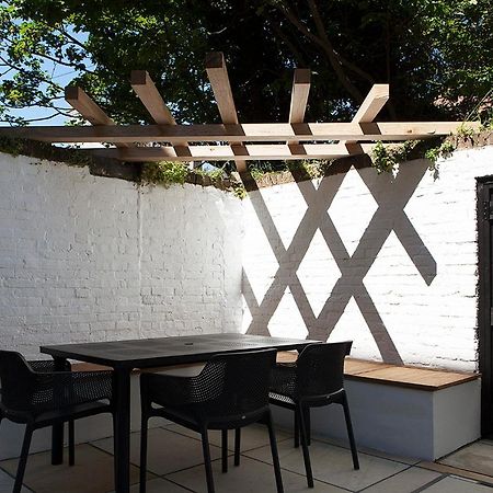 Central Hastings, Stylish-Luxe, Seaside Apartment. Exterior foto